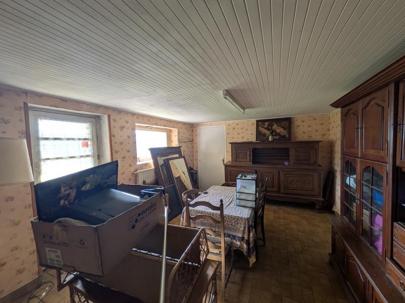 Maison - 250 m² - 7 pièces