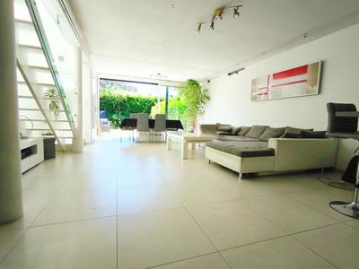 Maison - 108 m² - 4 pièces