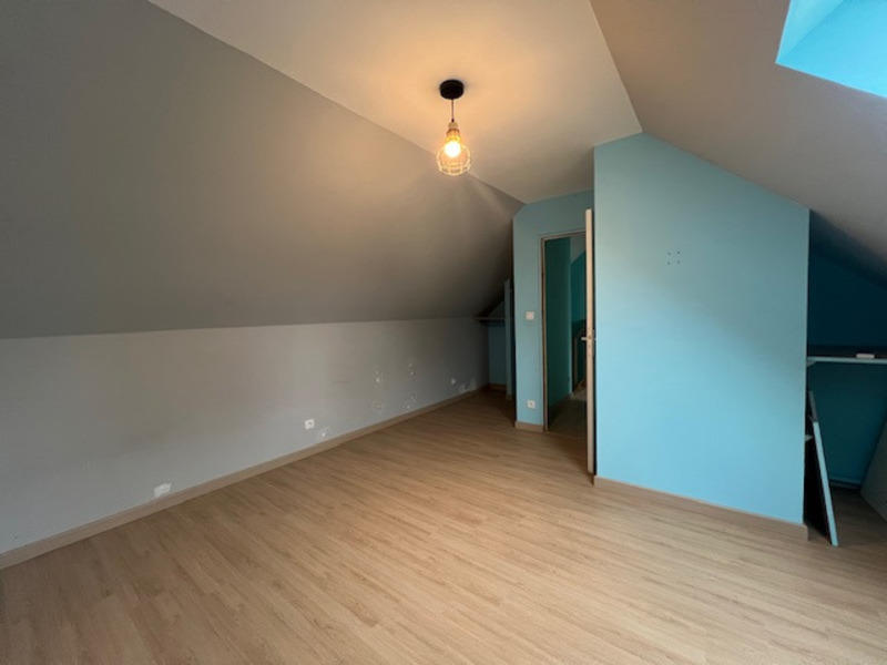 Maison - 121 m² - 7 pièces