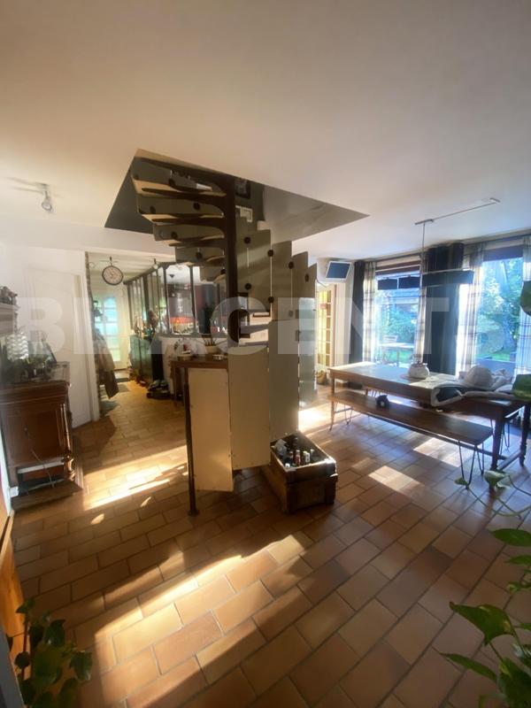 Maison d'architecte - 153 m² - 7 pièces