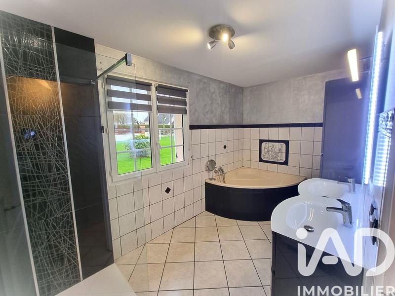 Maison - 105 m² - 5 pièces