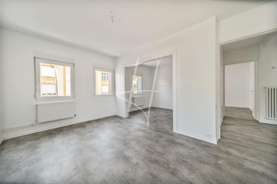 Appartement - 72 m² - 4 pièces