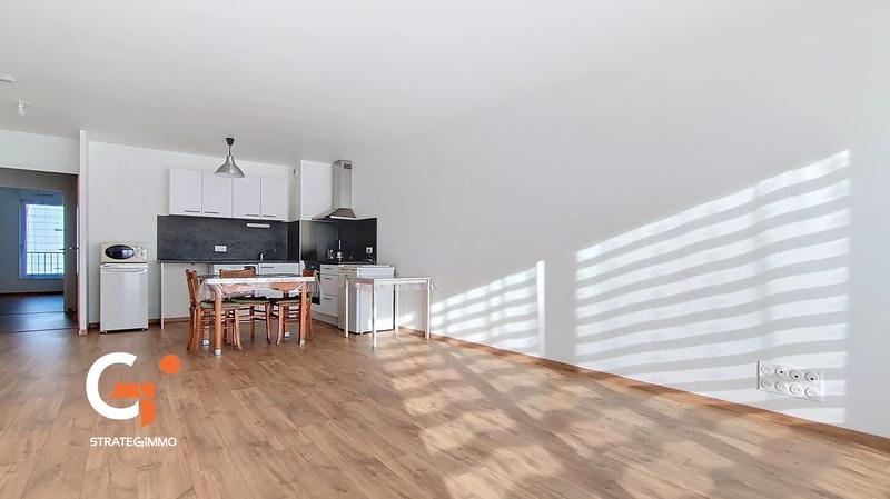 Appartement - 82 m² - 4 pièces