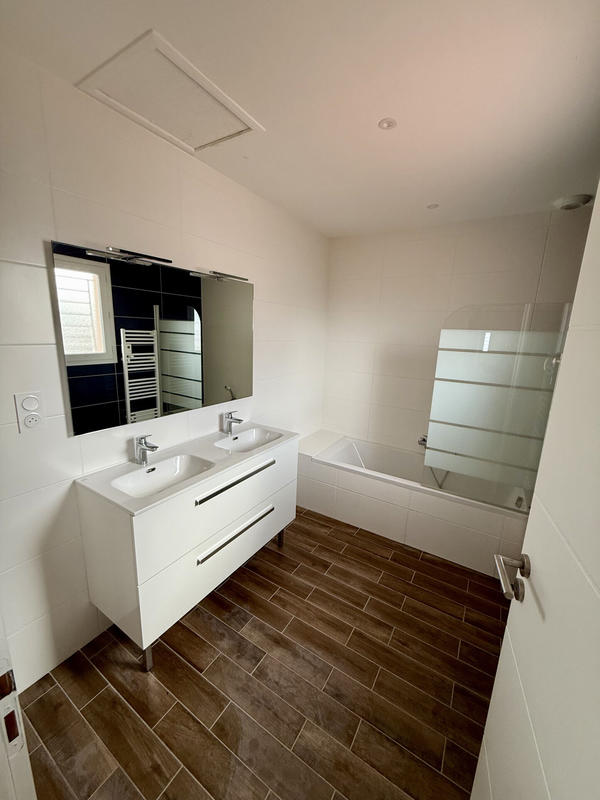 Maison - 112 m² - 4 pièces