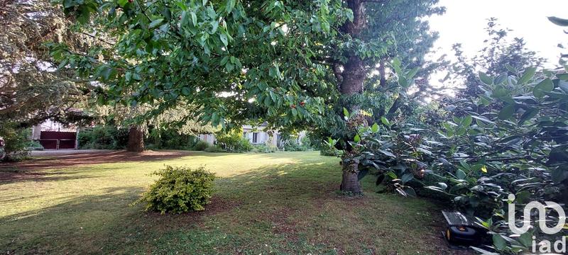 Maison - 215 m² - 8 pièces