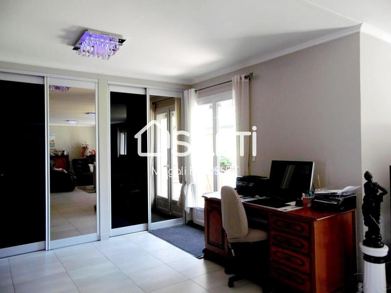 Maison - 168 m² - 6 pièces