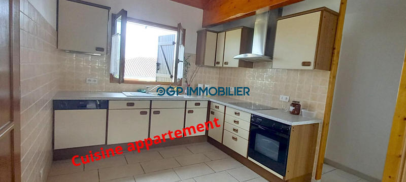 Maison traditionnelle - 178 m² - 7 pièces