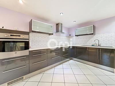 Maison - 153 m² - 6 pièces