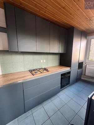 Appartement - 100 m² - 3 pièces