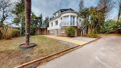 Appartement - 300 m²