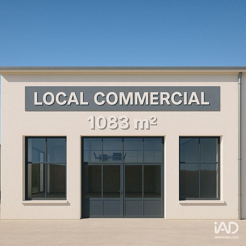 Local commercial - 1 083 m²