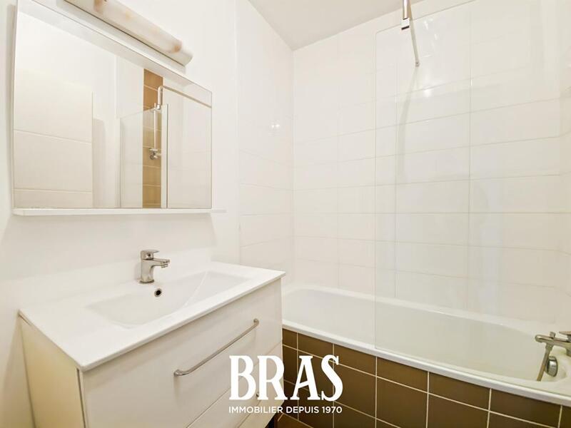 Maison - 95 m² - 6 pièces