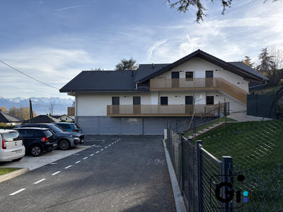 Appartement - 91 m² - 4 pièces