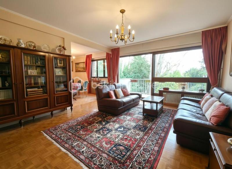 Appartement - 101 m² - 5 pièces