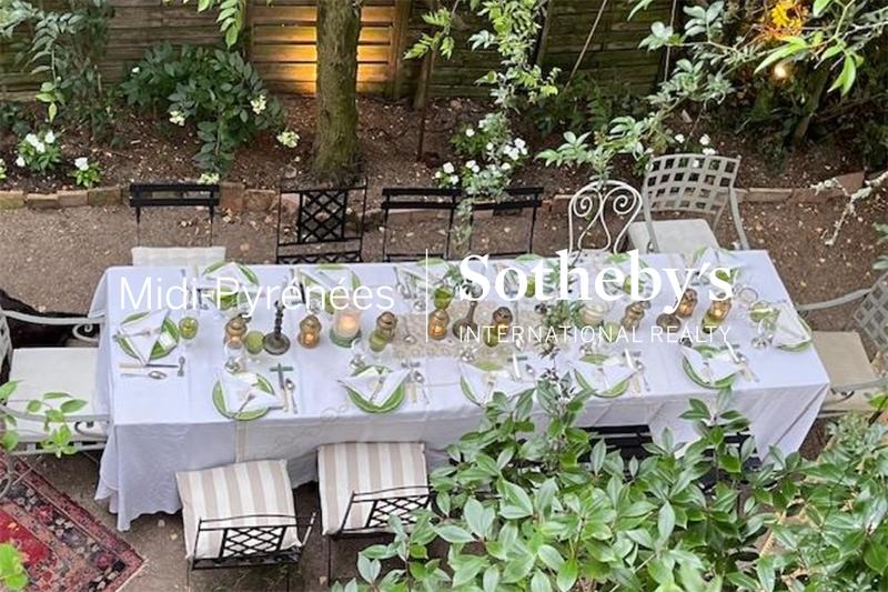 Hôtel particulier - 320 m² - 10 pièces