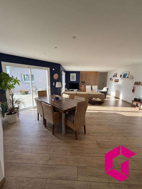 Villa - 152 m² - 5 pièces