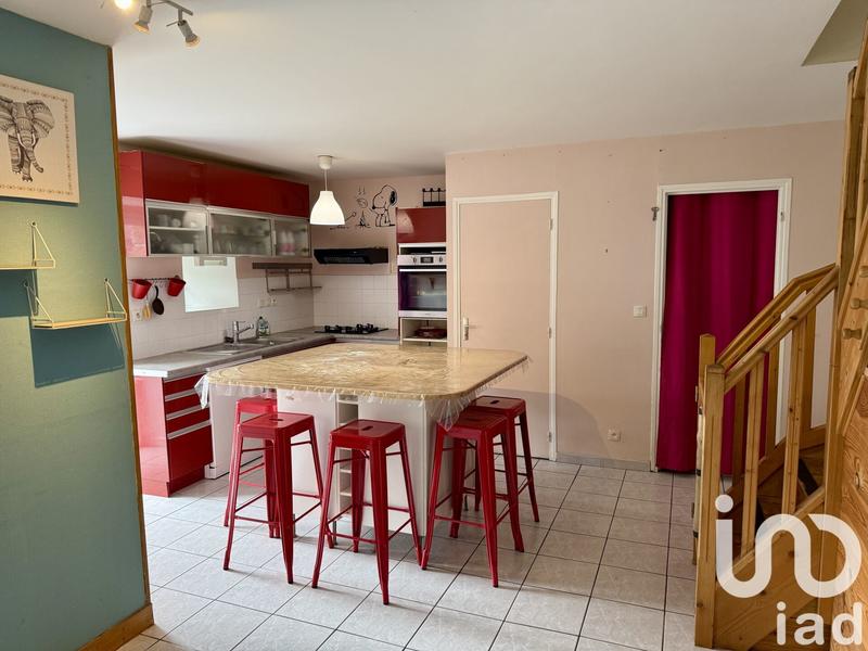 Maison - 168 m² - 8 pièces