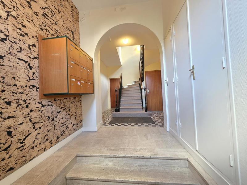 Appartement ancien - 27 m² - 1 pièce