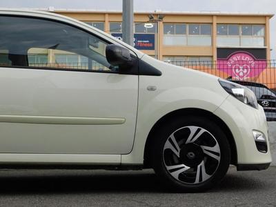 Renault Twingo II 1.2 Lev 16v 75ch Intens Eco²