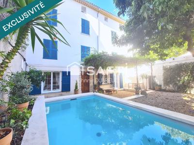 Hôtel particulier - 300 m² - 8 pièces