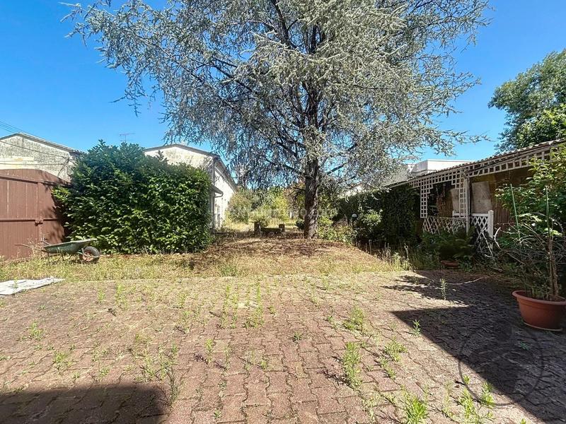 Maison - 211 m² - 6 pièces