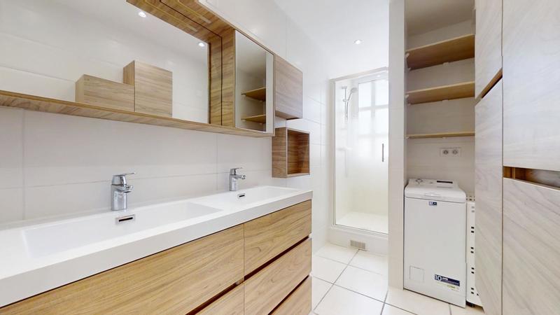 Appartement - 80 m² - 3 pièces