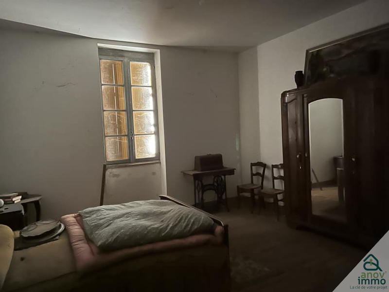 Propriété - 242 m² - 8 pièces