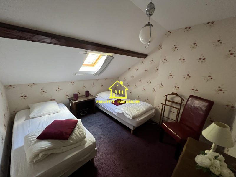 Maison - 105 m² - 5 pièces