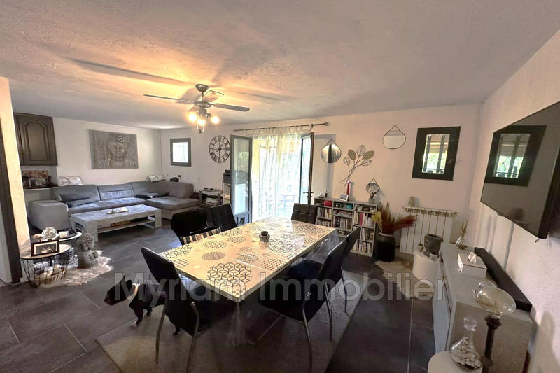 Maison - 75 m² - 3 pièces