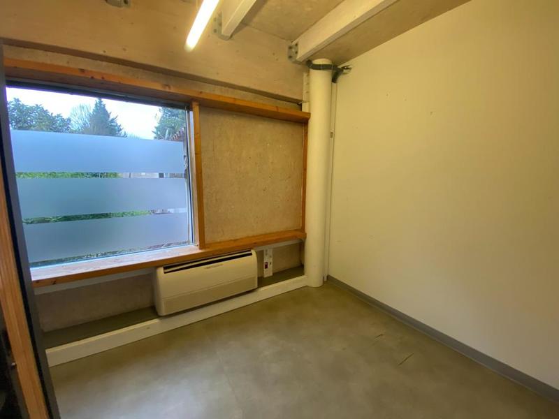 Bureau - 25 m² - 3 pièces