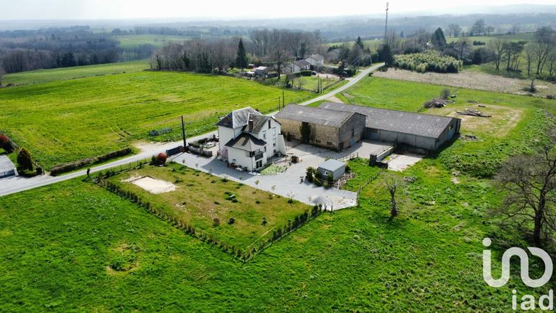 Maison - 163 m² - 8 pièces