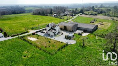 Maison - 163 m² - 8 pièces