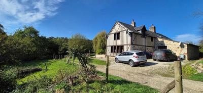 Fermette - 211 m² - 5 pièces