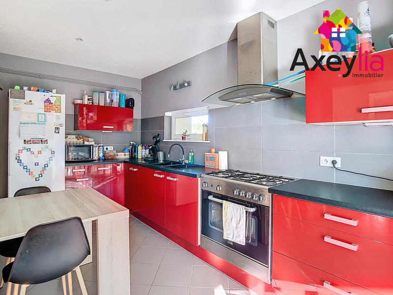 Maison - 95 m² - 4 pièces