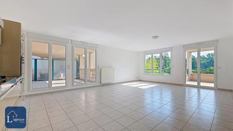 Appartement - 104 m² - 3 pièces