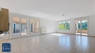 Appartement - 104 m² - 3 pièces