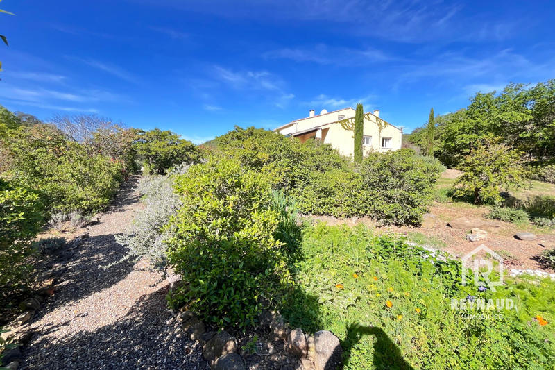 Villa - 145 m² - 6 pièces