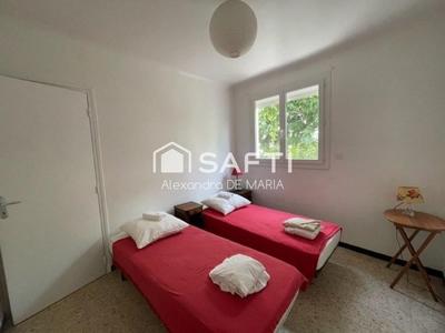 Maison - 170 m² - 8 pièces