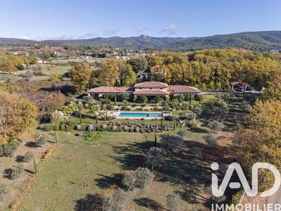 Maison de maîtres - 261 m² - 6 pièces