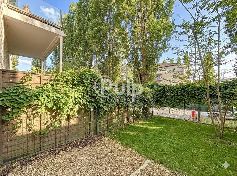 Studio - 18 m² - 2 pièces