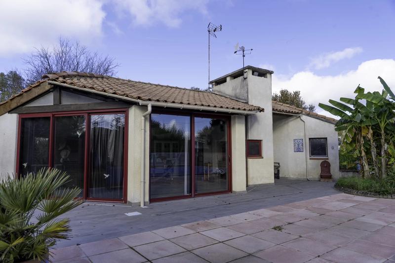 Maison - 210 m² - 9 pièces