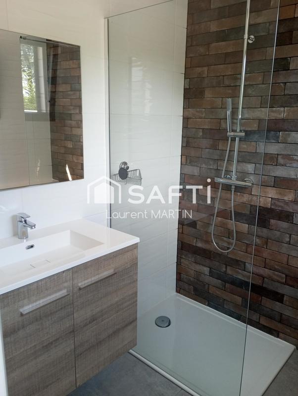 Maison - 163 m² - 8 pièces