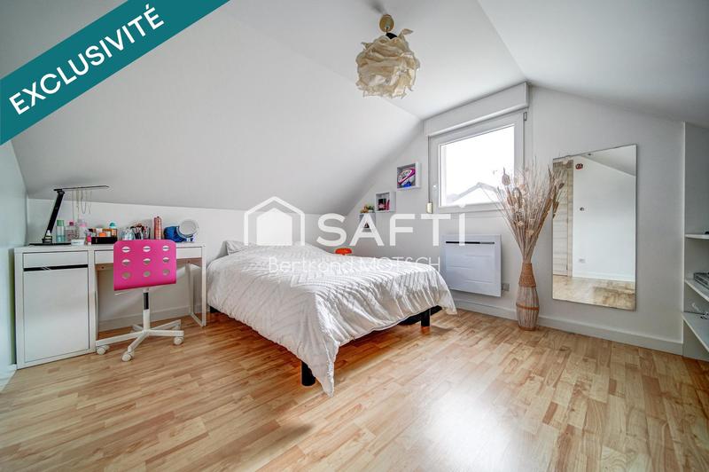 Maison - 120 m² - 8 pièces