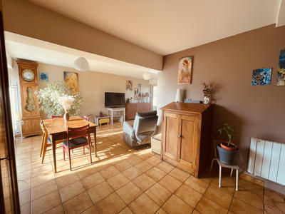 Maison - 146 m² - 6 pièces