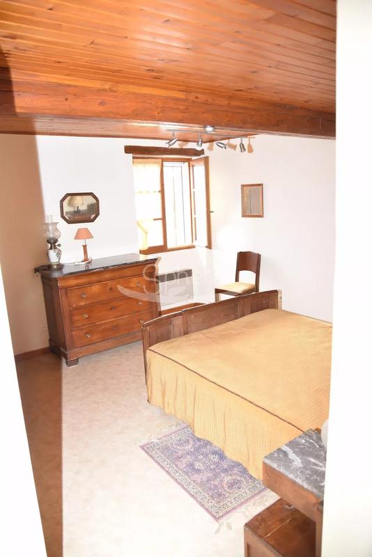 Maison de village - 106 m² - 2 pièces