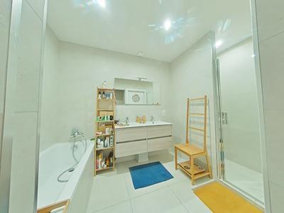 Appartement - 88 m² - 3 pièces