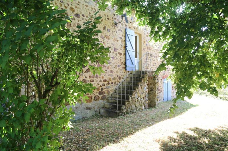 Maison en pierre - 102 m² - 3 pièces