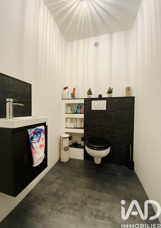 Maison de village - 211 m² - 6 pièces