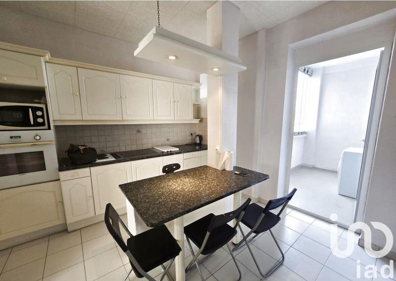 Appartement - 85 m² - 3 pièces