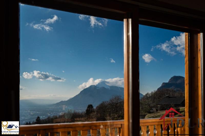 Maison traditionnelle - 168 m² - 5 pièces